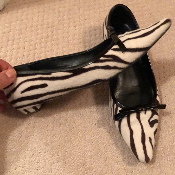 Prada zebra fur trimmed with patent leather size 6 - Picture 2 of 4